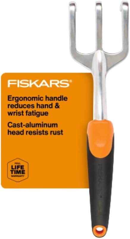 Fiskars Ergo Heavy Duty Cultivator for Digging, Aerating Soil, and Wee