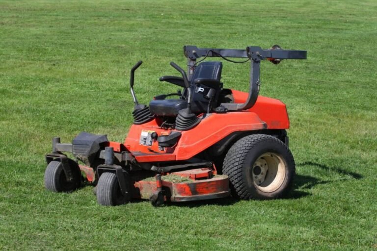 How Much Gas Does A Lawn Mower Hold